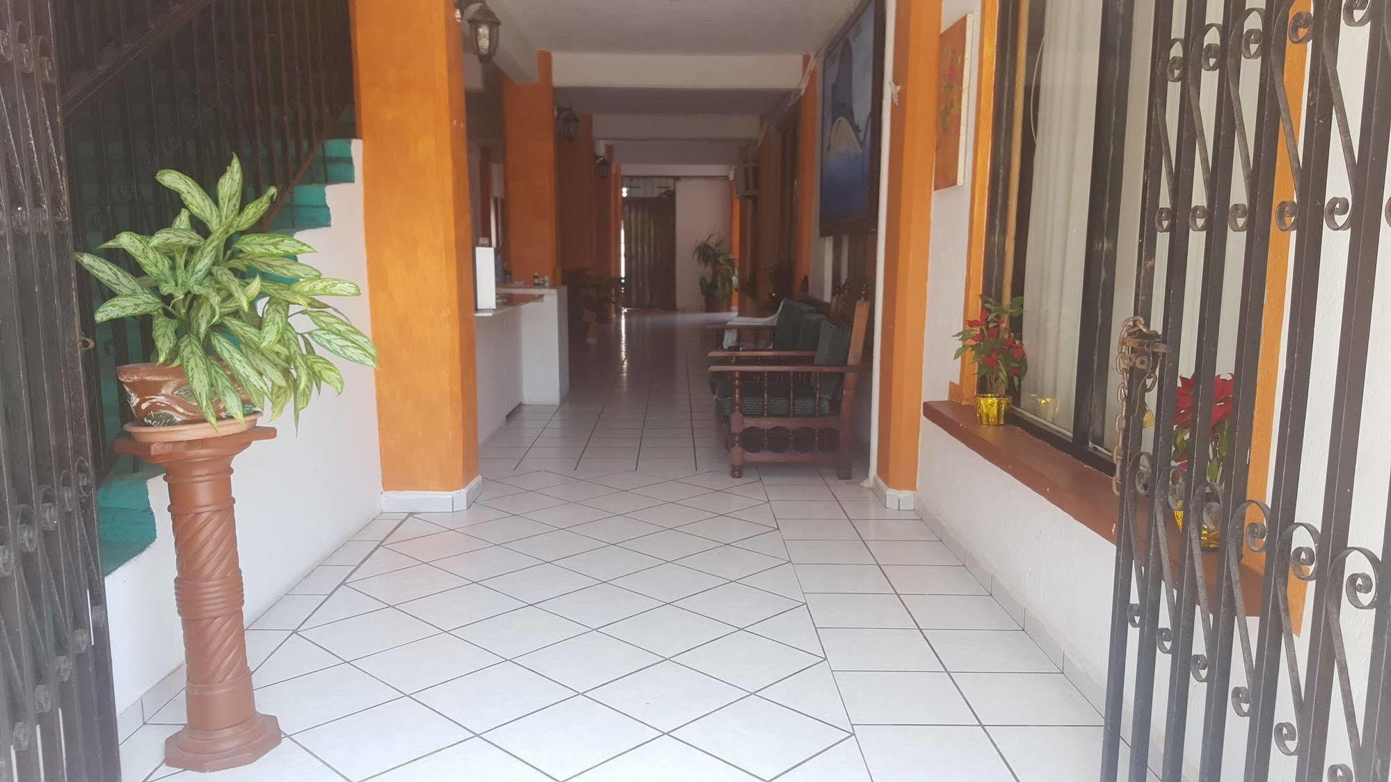 Hotel Suites Tropicana Ixtapa Ixtapa  Ngoại thất bức ảnh